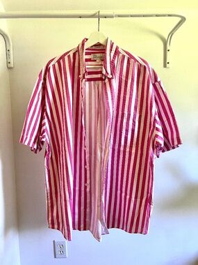 Vintage 90’s Pink and White Vertical Striped Button Up T-Shirt | Men’s Large